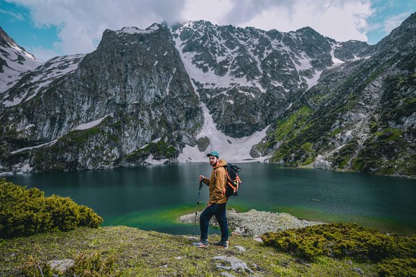 Quels sont les meilleurs conseils pour une randonnée dans les montagnes de l'Atlas en Algérie?